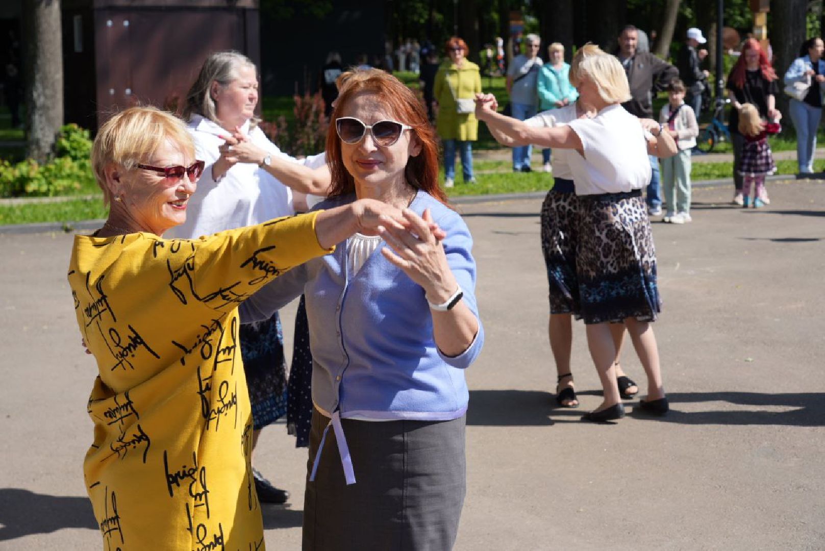 Сергиев Посад, Сергиево-Посадский городской округ, День России, Праздник, Родина, Российская Федерация, Парки, Скверы, Лето в Подмосковье, Молодежь, Жители