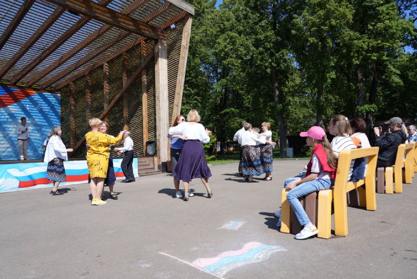 Сергиев Посад, Сергиево-Посадский городской округ, День России, Праздник, Родина, Российская Федерация, Парки, Скверы, Лето в Подмосковье, Молодежь, Жители