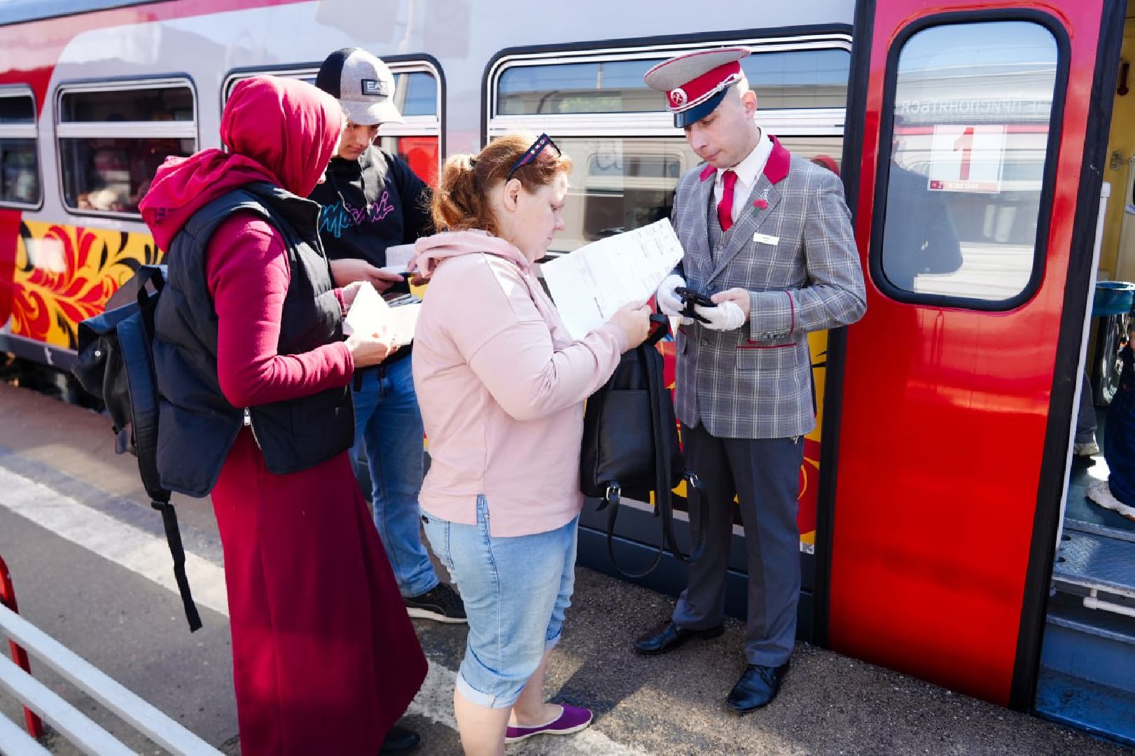 Сергиев Посад, Сергиево-Посадский городской округ, День России, Праздник, Родина, Российская Федерация, Парки, Скверы, Лето в Подмосковье, Молодежь, Жители
