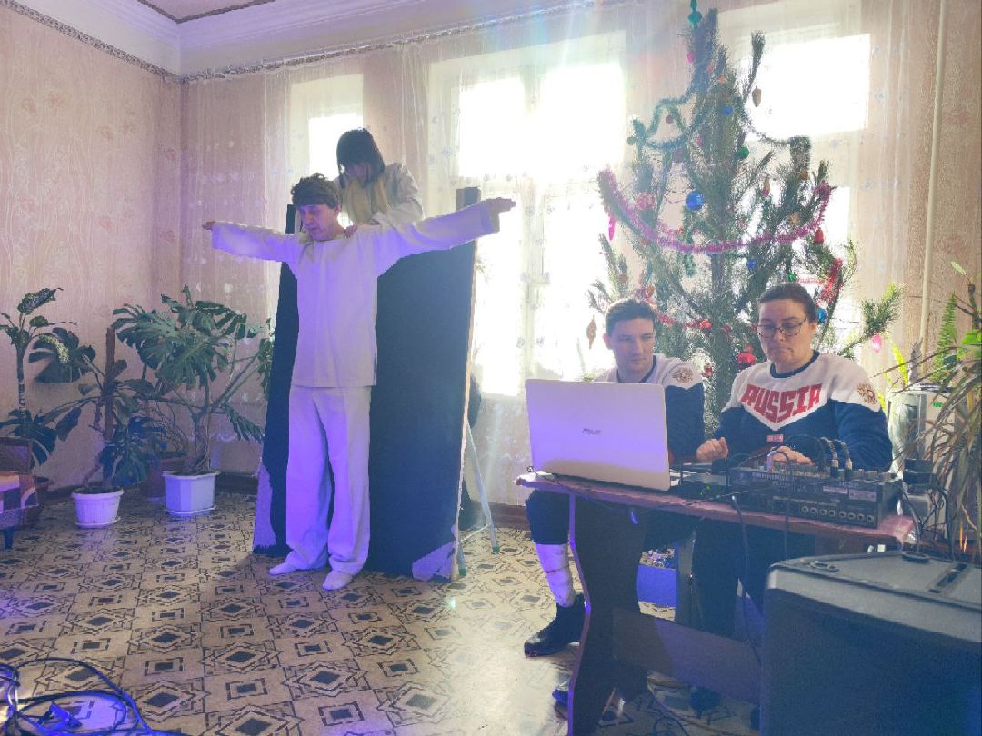 Лобня, города