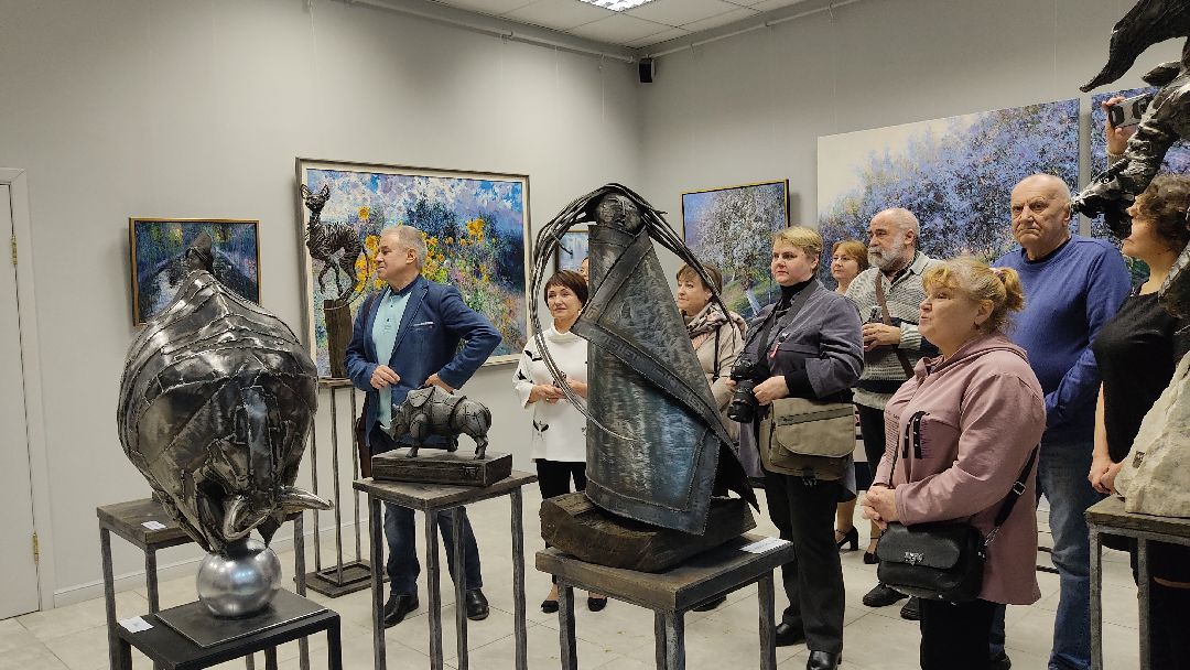 Лобня, города