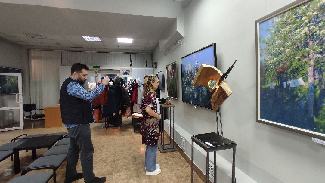 Лобня, города