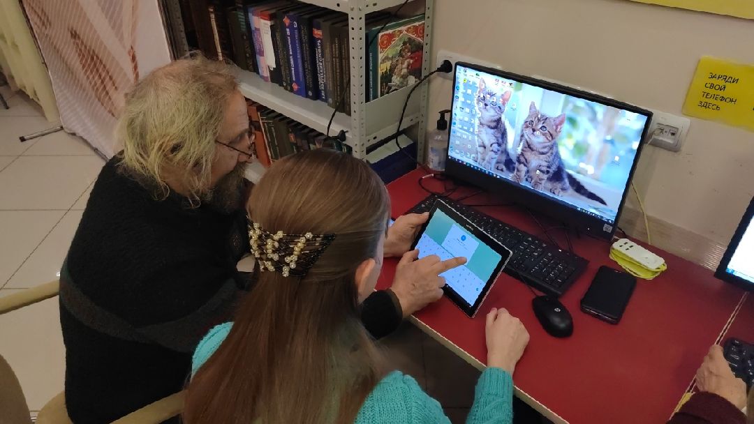 Пушкино, Пушкинский, Библиотека, Активное долголетие, нейросеть, компьютерная грамотность, пожилые люди