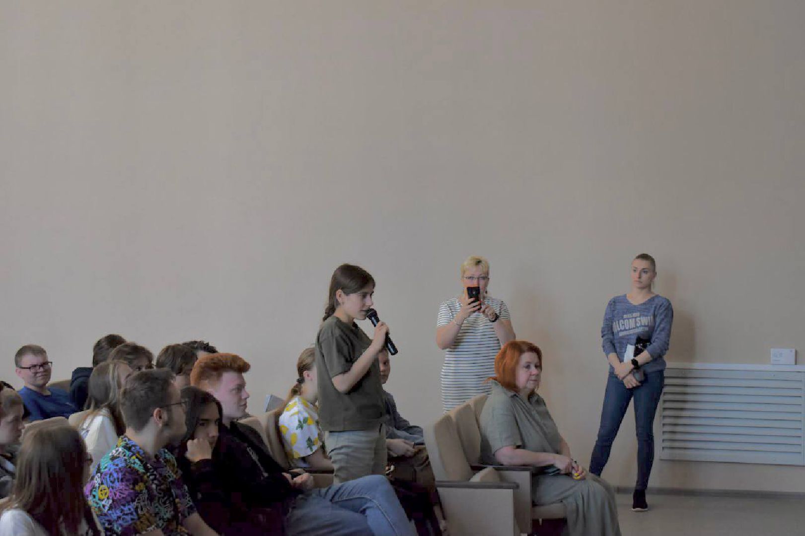 Балашиха, Подмосковье, школы, умные каникулы, 100 вопросов лидеру, депутаты, Тарас Ефимов