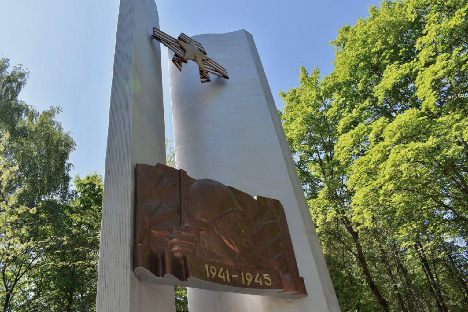 Балашиха, Подмосковье, благоустройство, Аллея Героев, памятники, депутаты, Мособлдума, Боевое братство