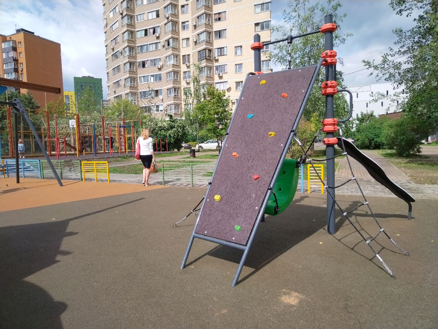 Губернаторская ДИП, детская площадка, география, Мытищи, Колпакова