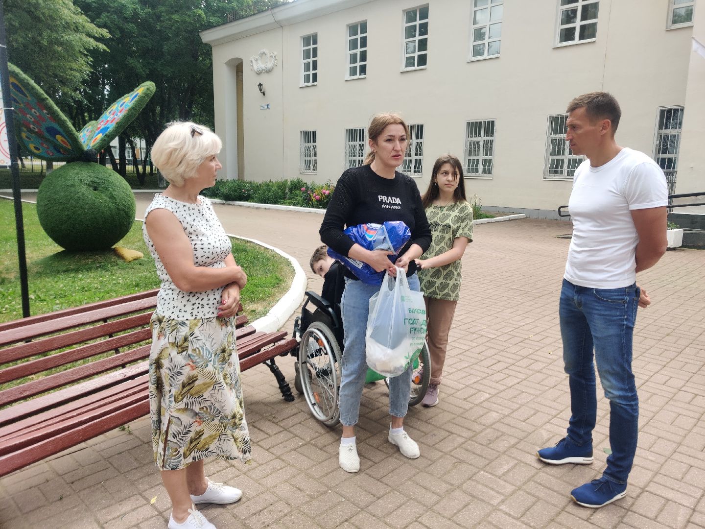 Красноармейск, Пушкинский, Александр Легков, неравнодушные жители, своих не бросаем