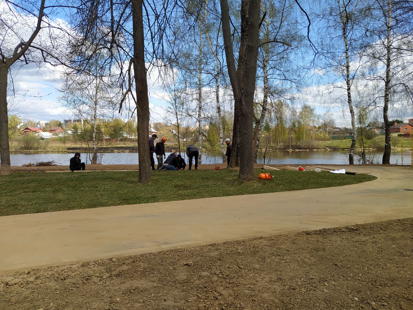 Парк, уборка, пылесос, листья, река