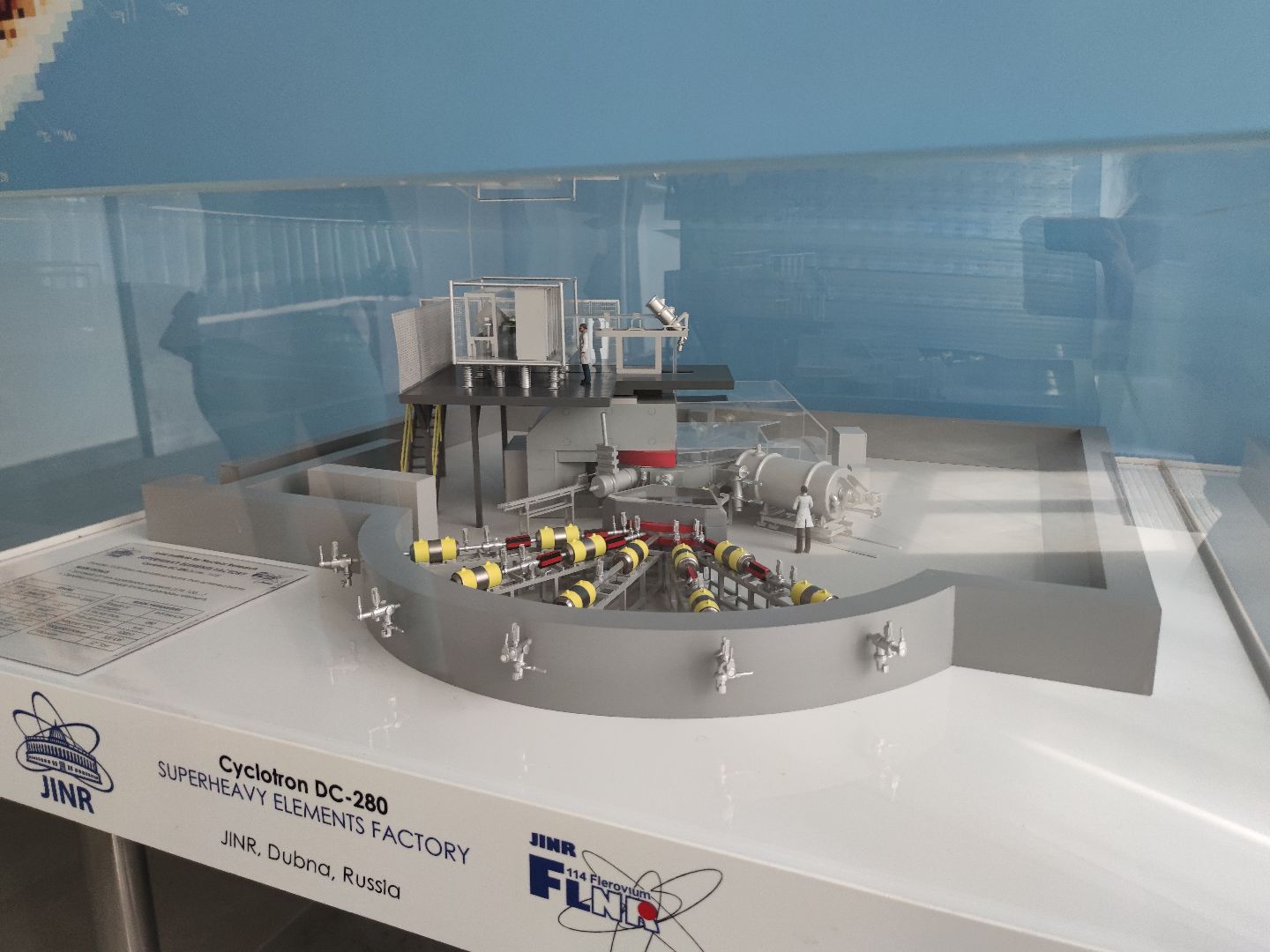 синтез новых элементов, таблица Менделеева, наука, Объединенный институт ядерных исследований, Дубна