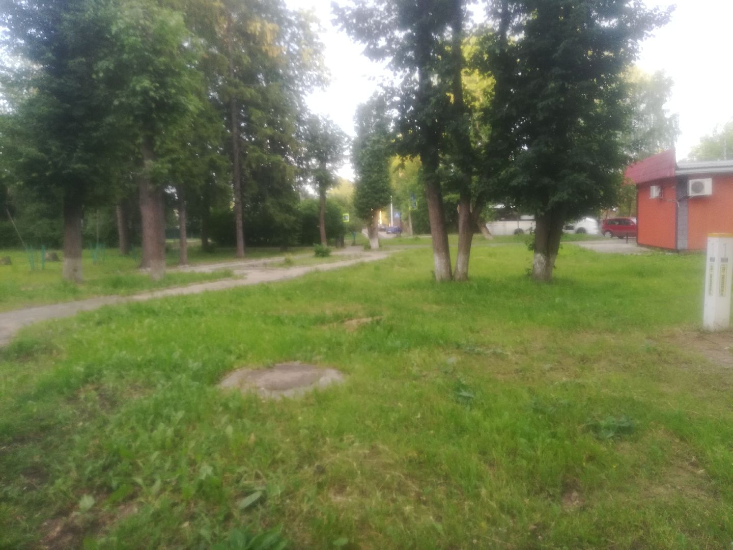 Звенигород, благоустройство, парковки, Звенигородская поликлиника, доступная среда для маломобильных людей