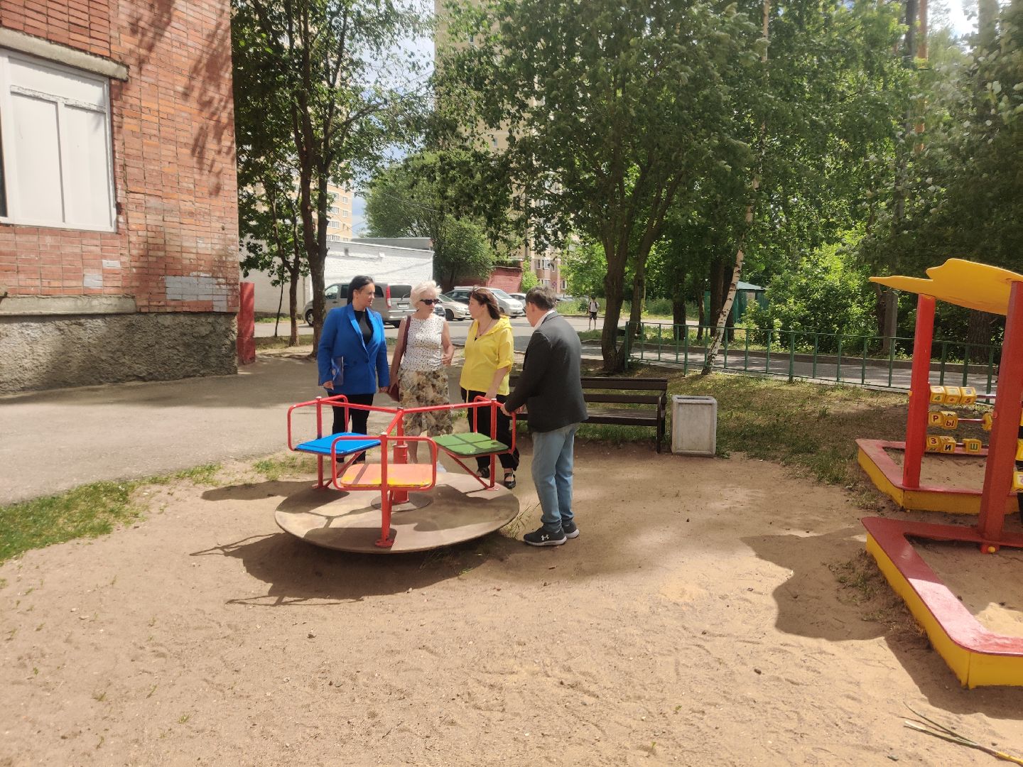 Красноармейск, Пушкинский, содержание дворов, придомовая территория, мнения жителей