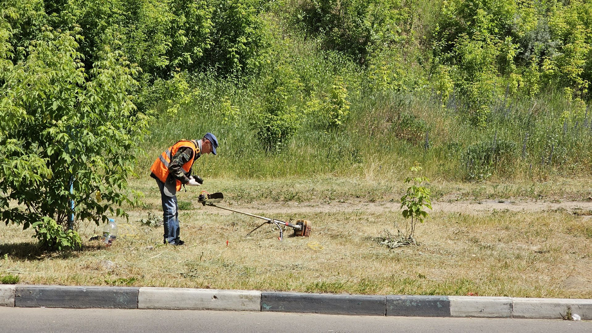 покос травы, уборка дорог, Котельники