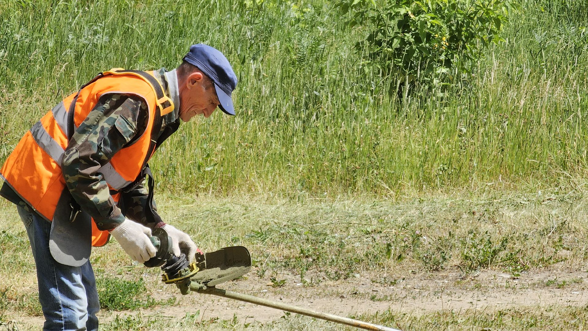 покос травы, уборка дорог, Котельники