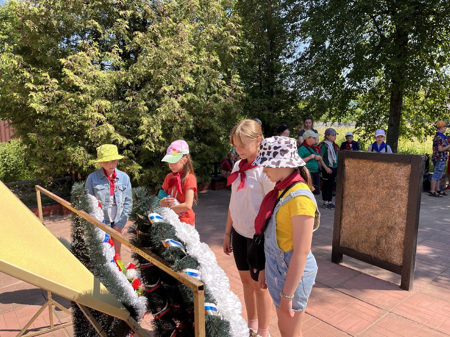 Шаховская, день памяти и скорби, дети, лагерь