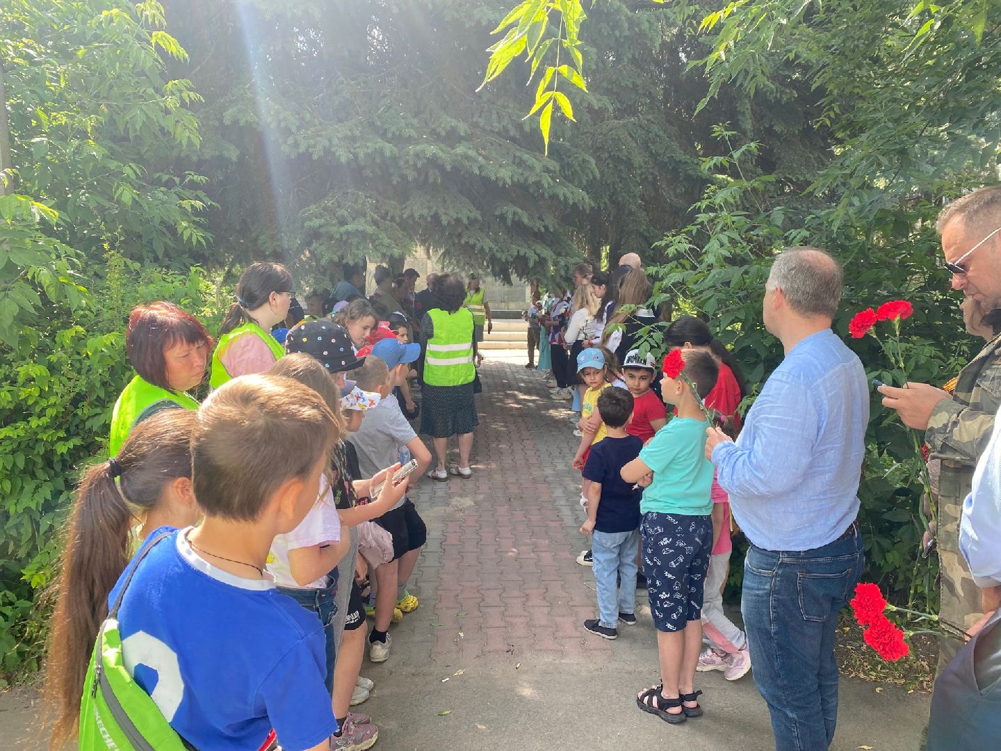 Домодедово, день памяти, памятник, дети, митинг