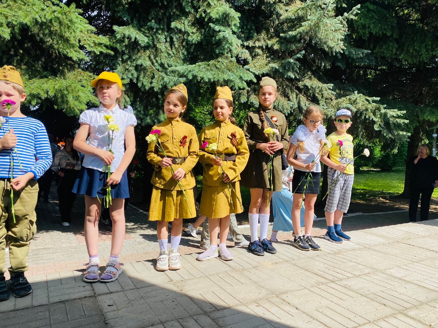 Домодедово, день памяти, памятник, дети, митинг