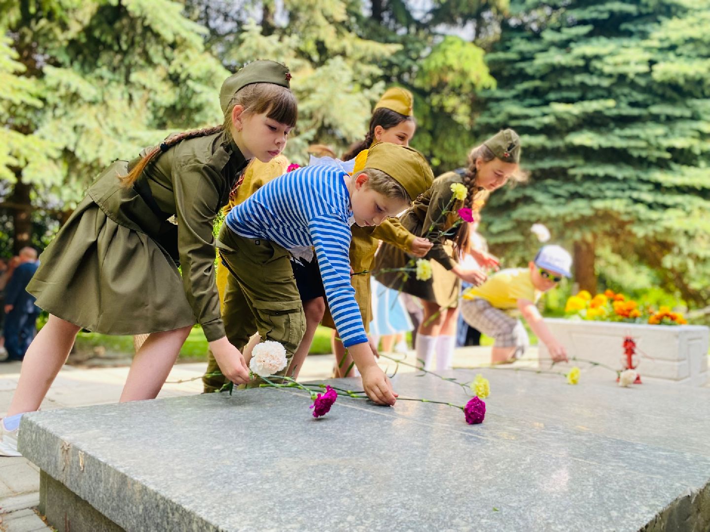 Домодедово, день памяти, памятник, дети, митинг