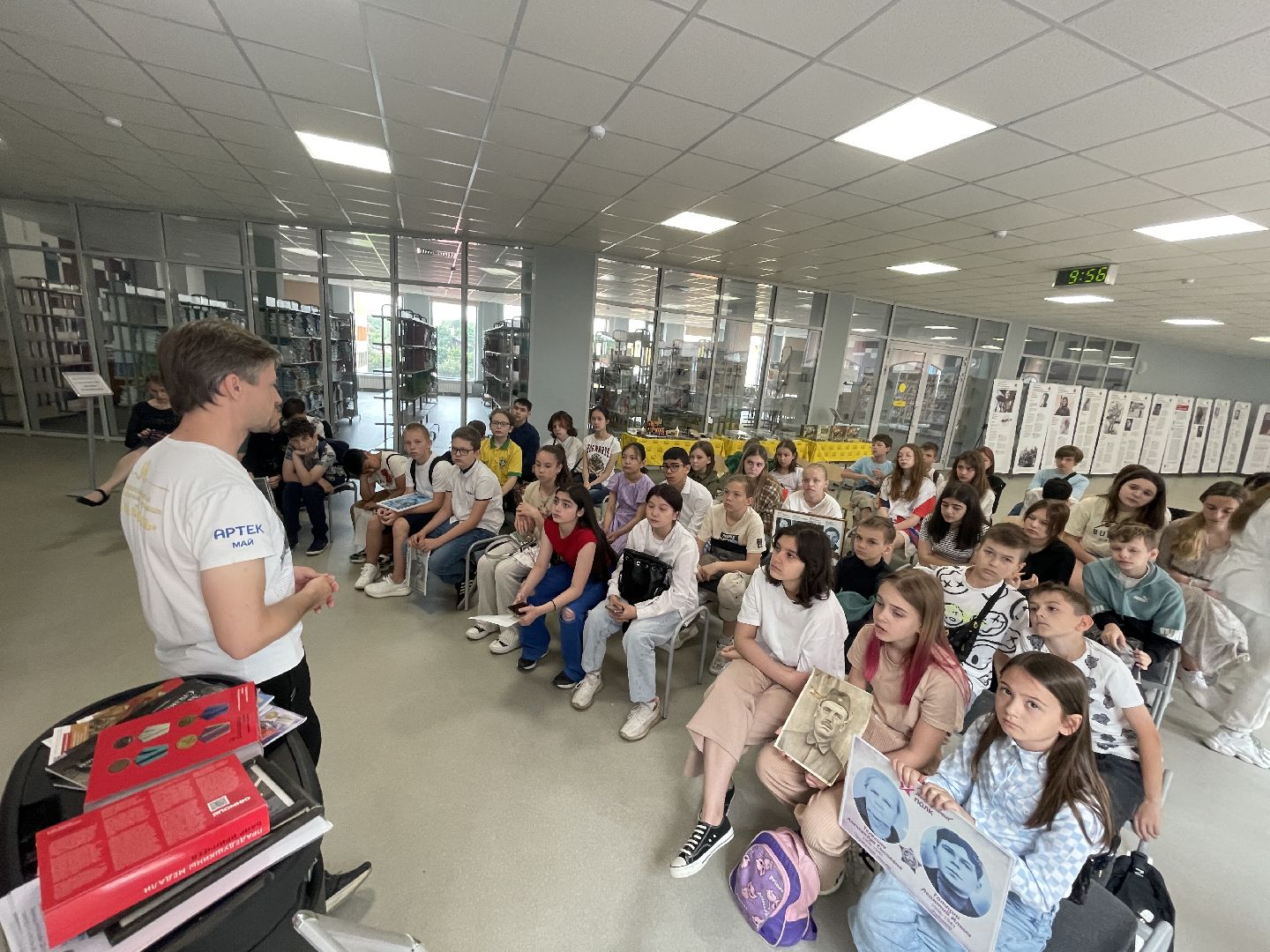 Одинцово, флагман, день памяти и скорби, волонтёры, школьники, урок,