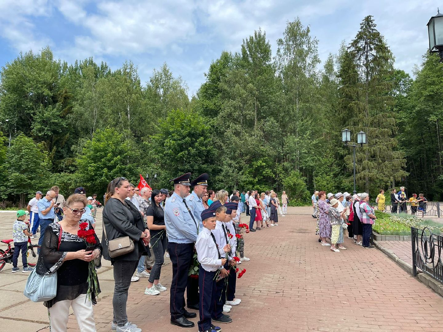 мемориал, митинг, дети, ЮИД, Дубна