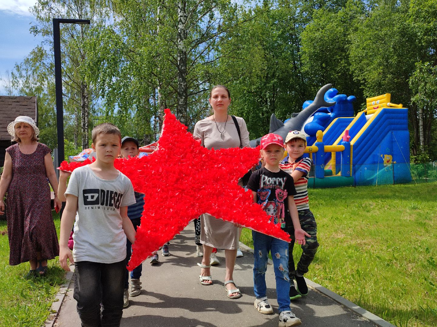 #звездапобеды, #талдомскийокруг, #победа, #минутамолчания, #экопарксолнечныйберег