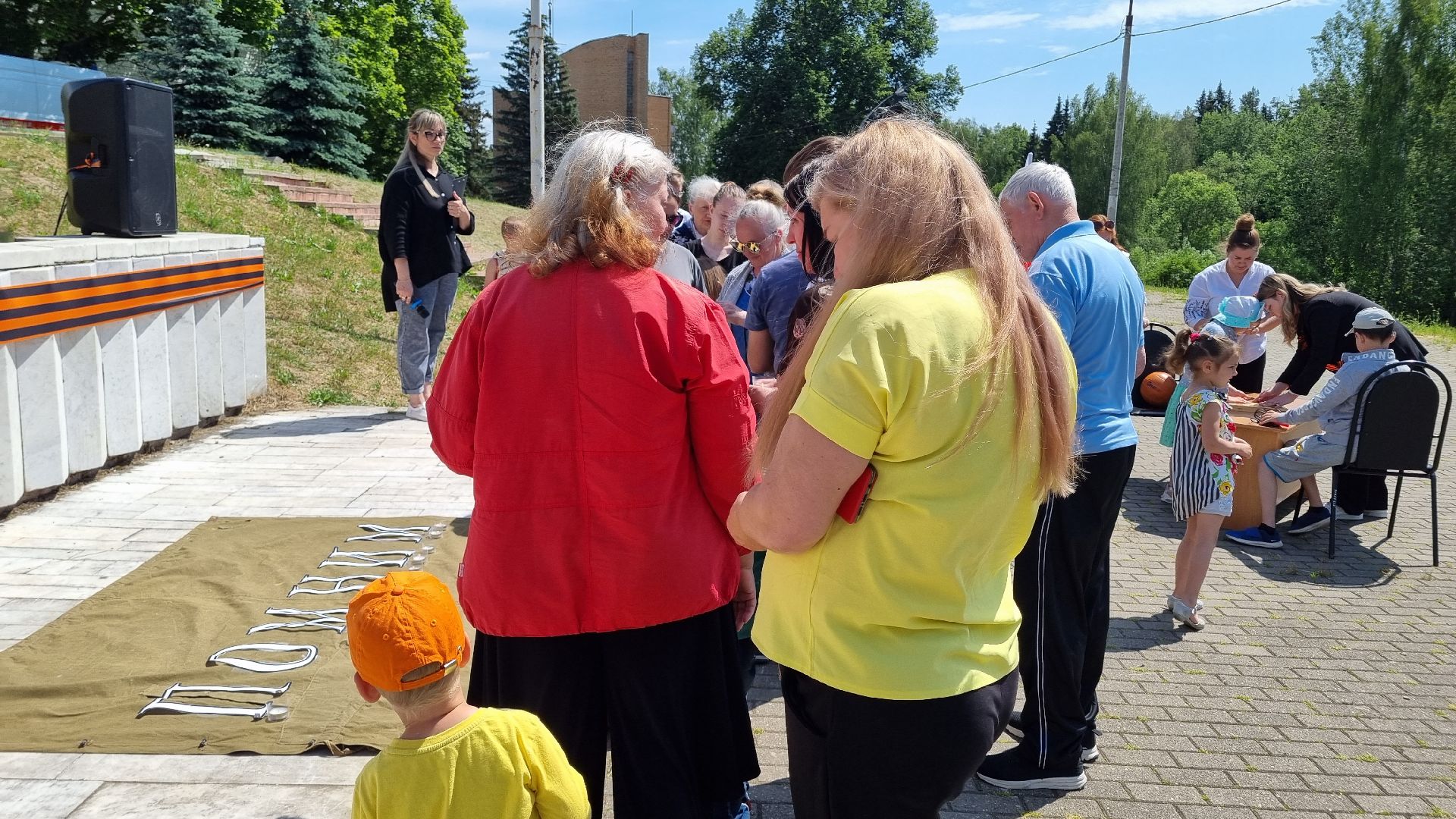 Подмосковье, Ивантеевка, Минута молчания