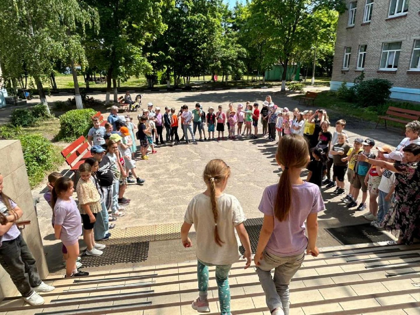 Подмосковье, Ивантеевка, Образование, Минута молчания