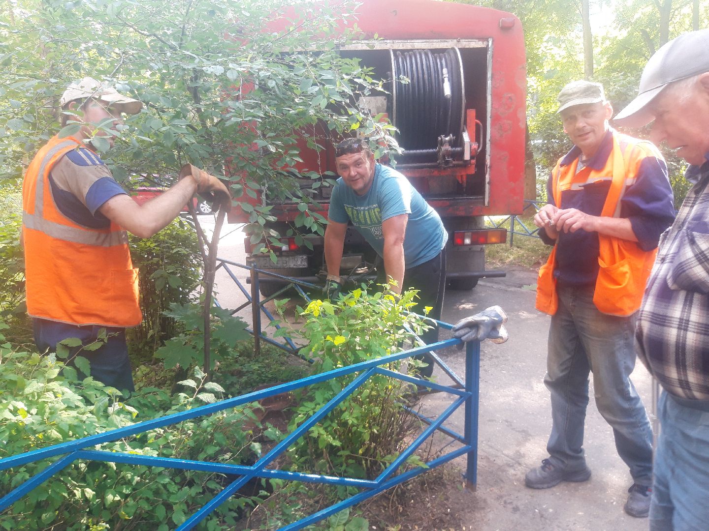 двор, доброе дело,