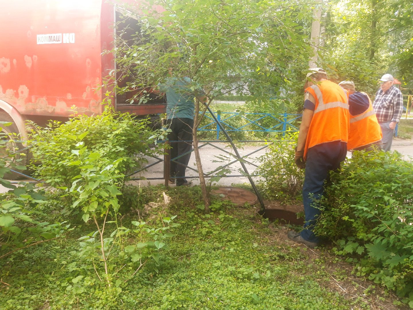 двор, доброе дело,