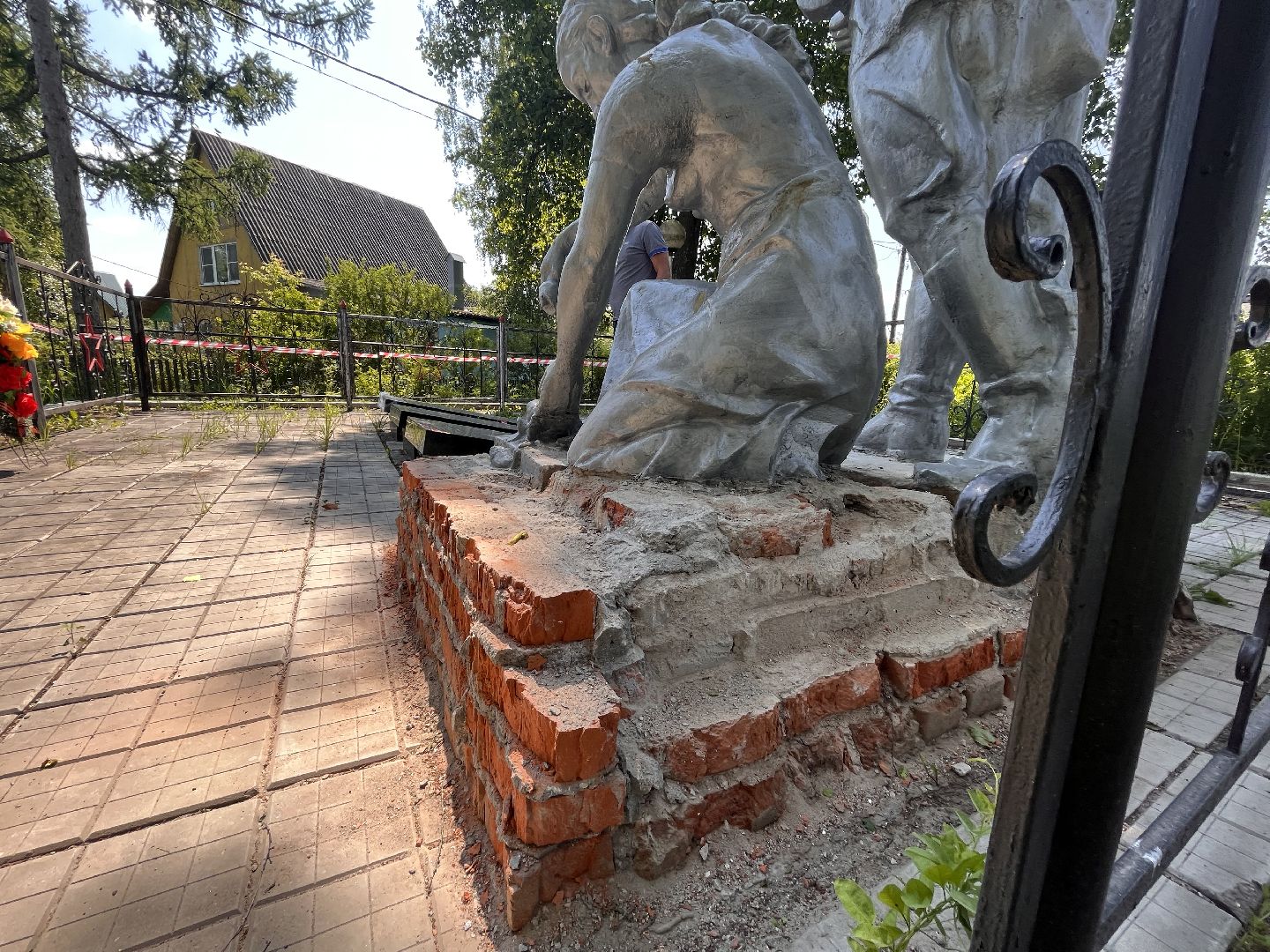 Шаховская, вов, памятник, реставрация