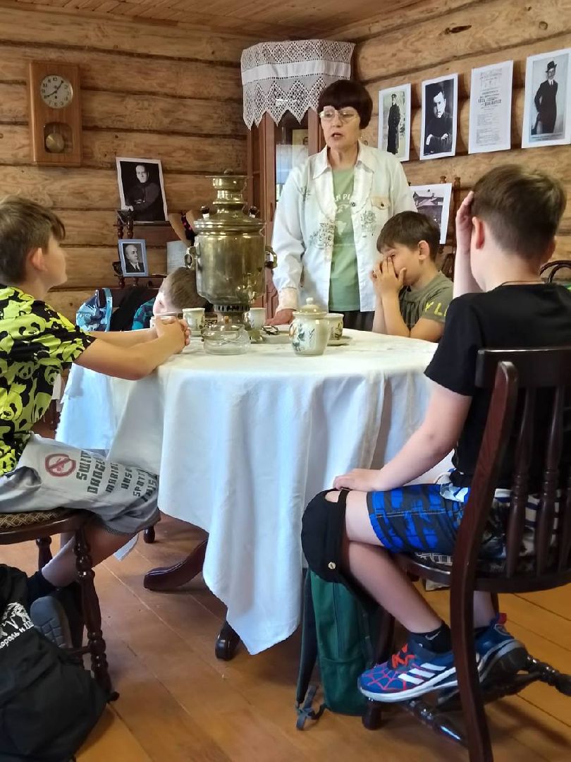 Кашира, дом творчества, Борис Щукин, фотовыставка, экскурсия