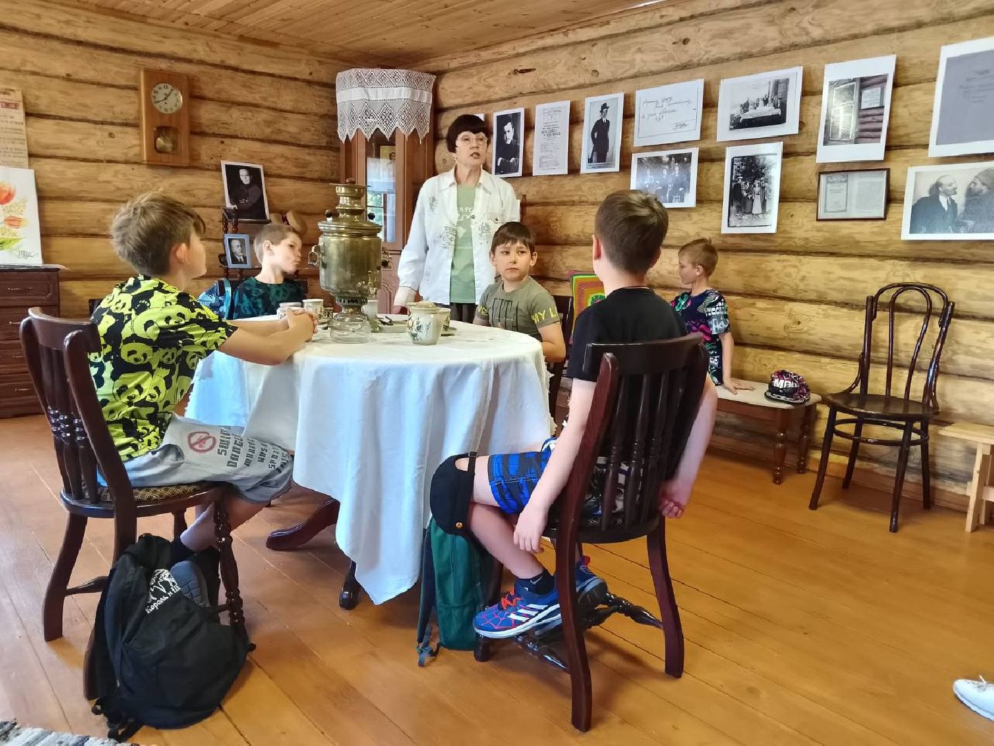 Кашира, дом творчества, Борис Щукин, фотовыставка, экскурсия