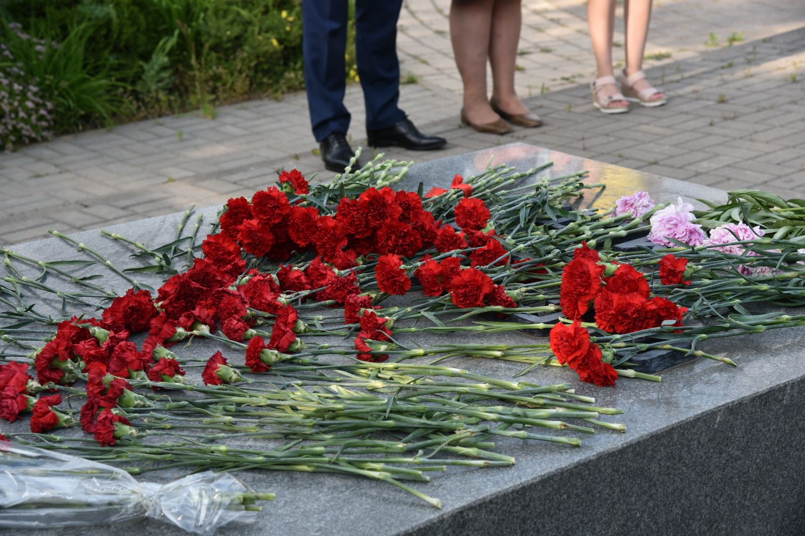 Химки, цветы, возложение