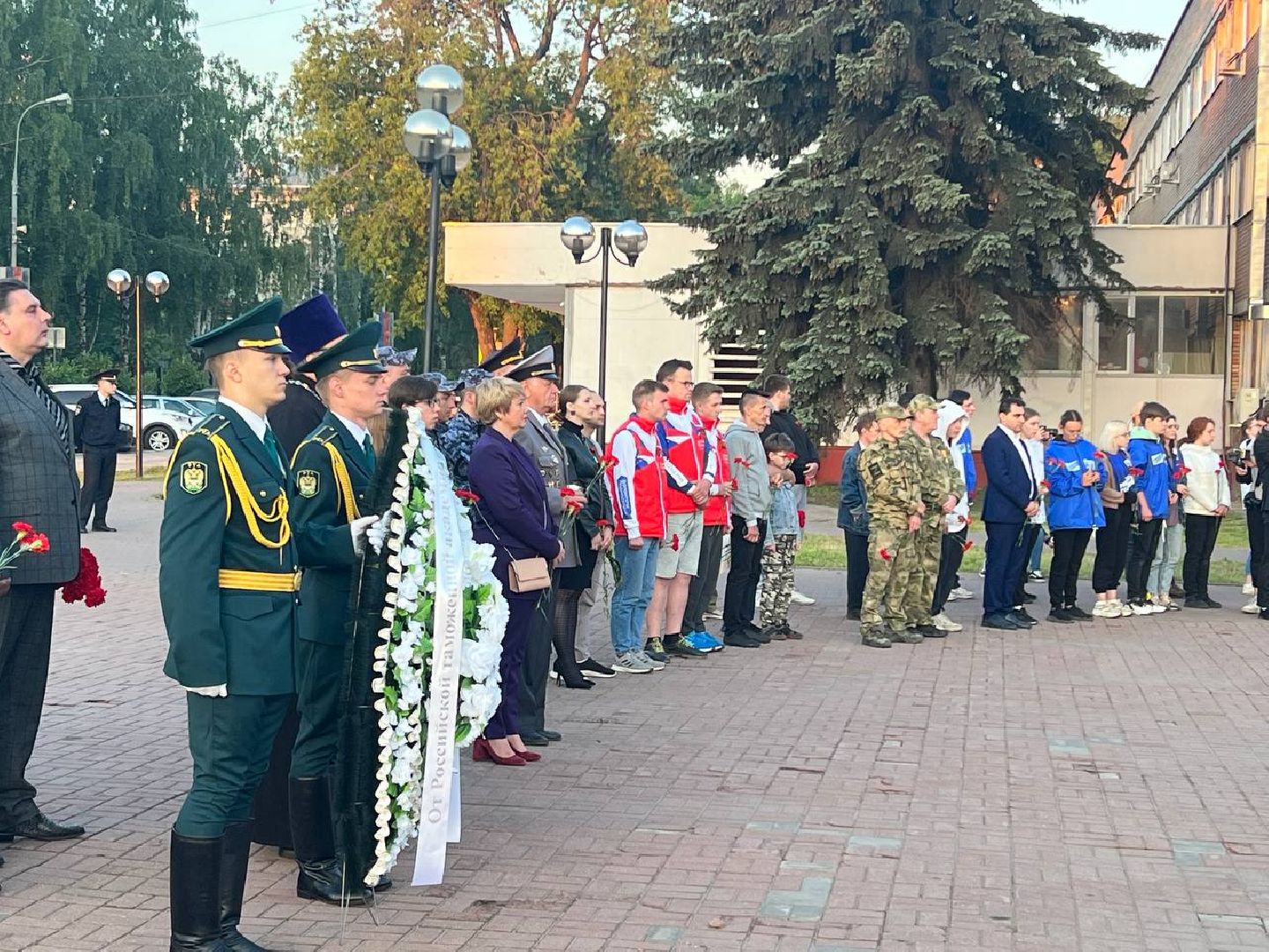 Вечный огонь, память, жители, ветераны