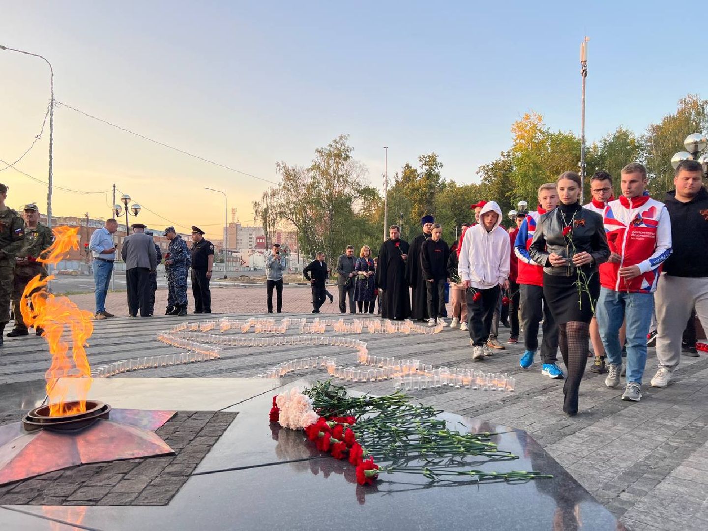 Вечный огонь, память, жители, ветераны