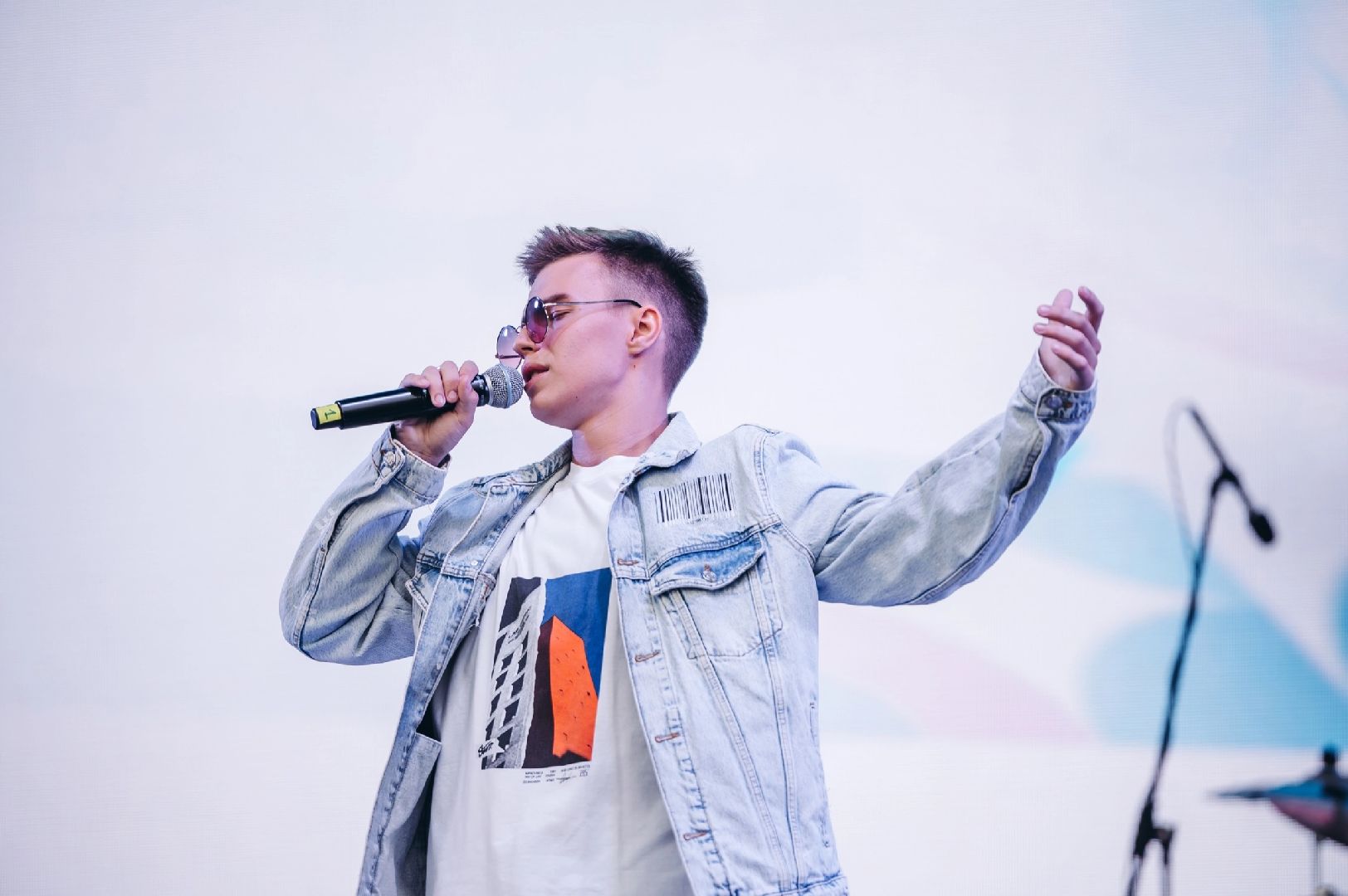 Певец, вокалист, блогер, режиссёр, проекты