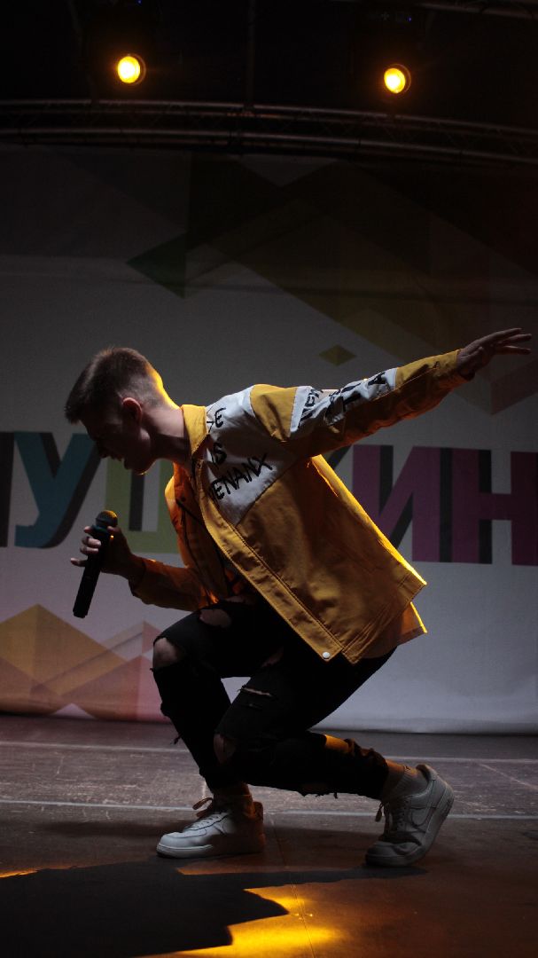 Певец, вокалист, блогер, режиссёр, проекты