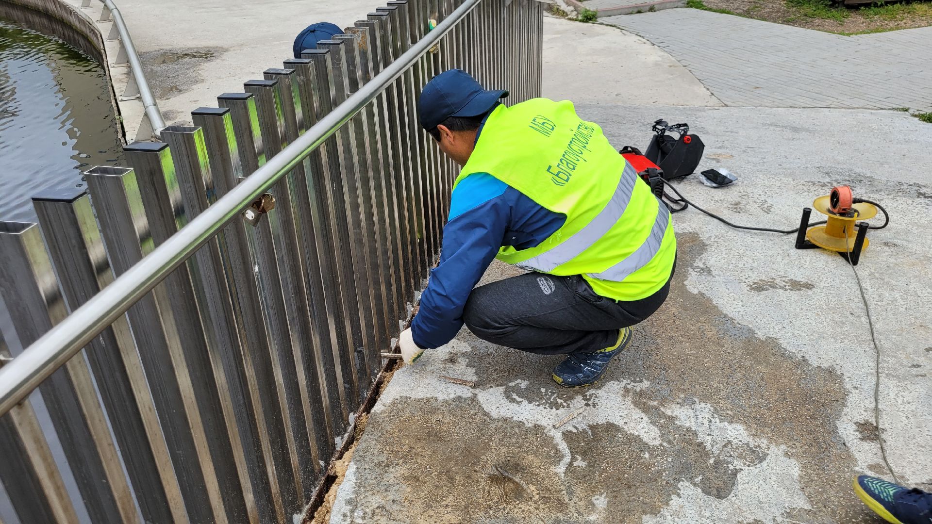 жкх; ремонт; мост; пруд; вандалы