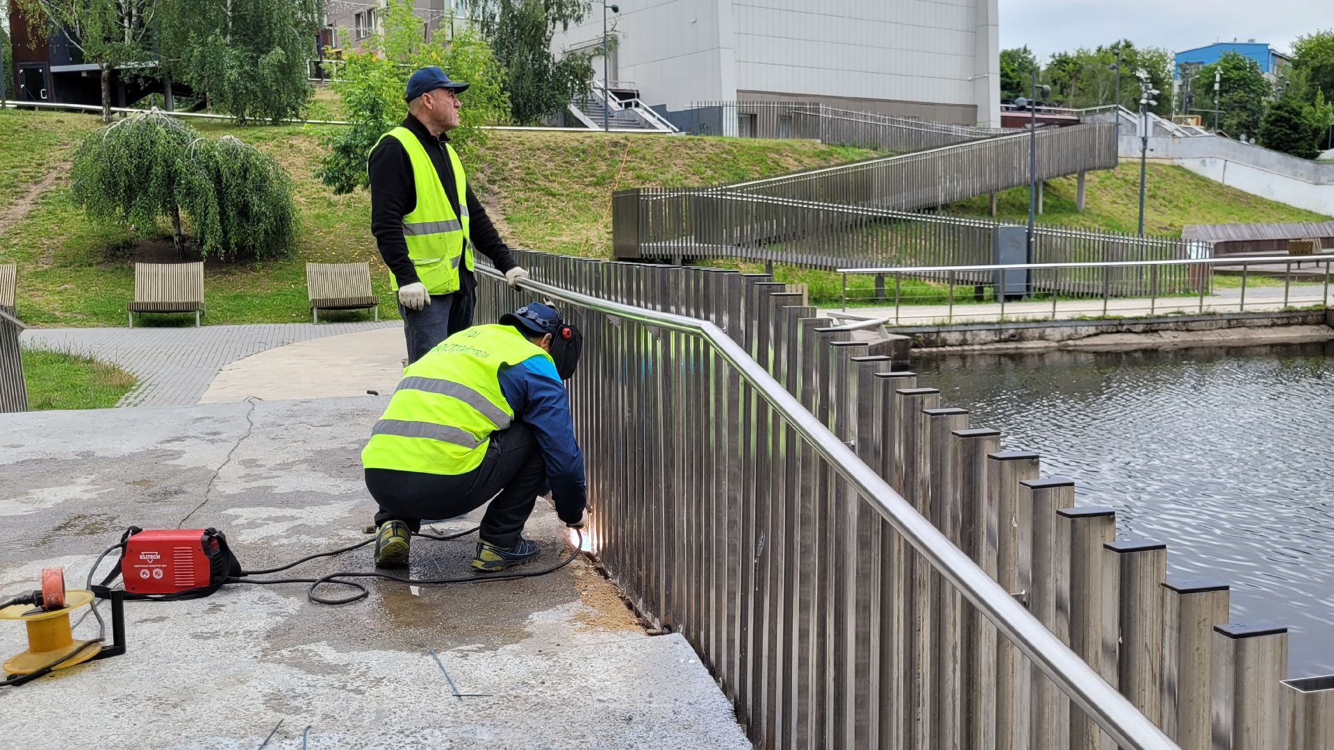 жкх; ремонт; мост; пруд; вандалы