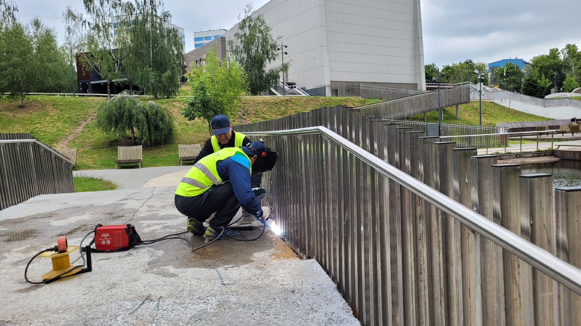 жкх; ремонт; мост; пруд; вандалы