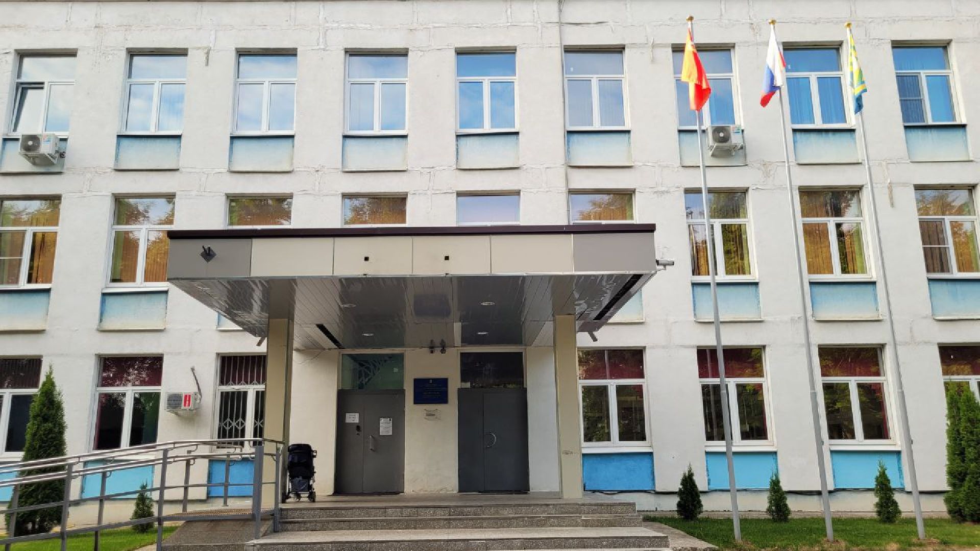 выпускники; студенты; экзамены; будущее; ленинский округ