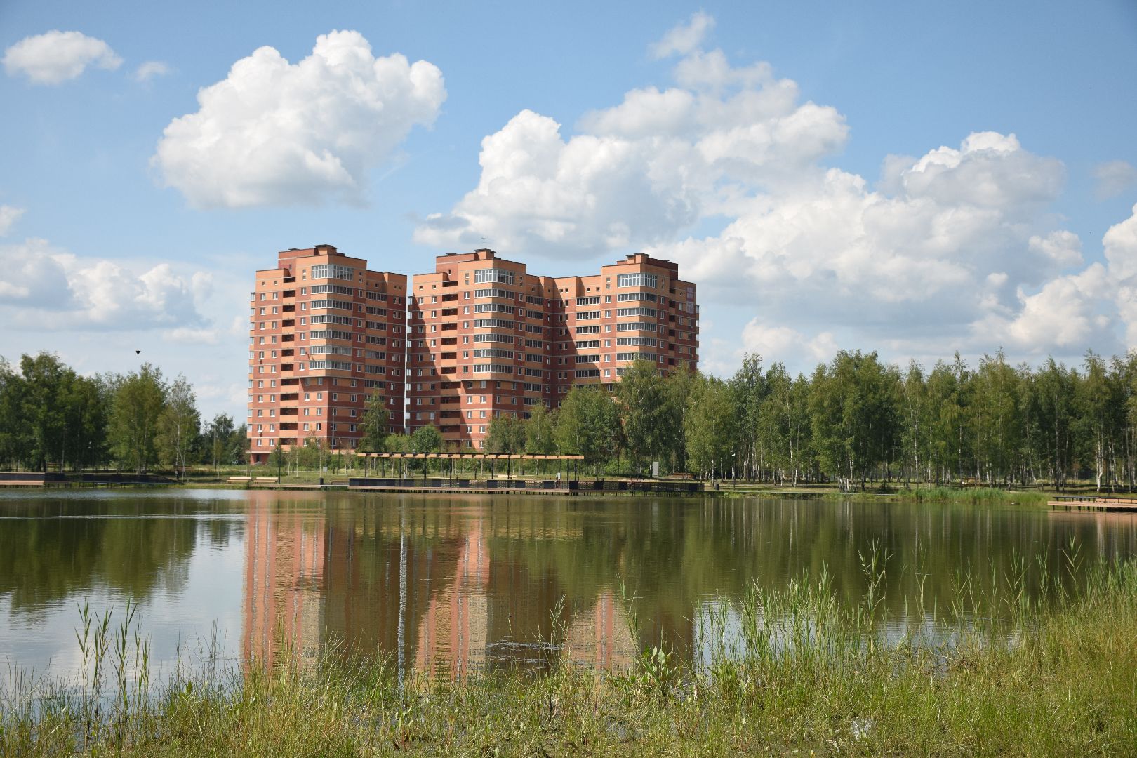 Электрогорск, городской округ Павловский Посад, благоустройство, строительство, отдых, озеро, набережная, люди