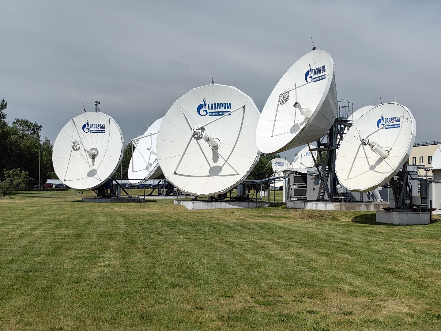 Связь, спутник, морской путь, экипаж, интернет