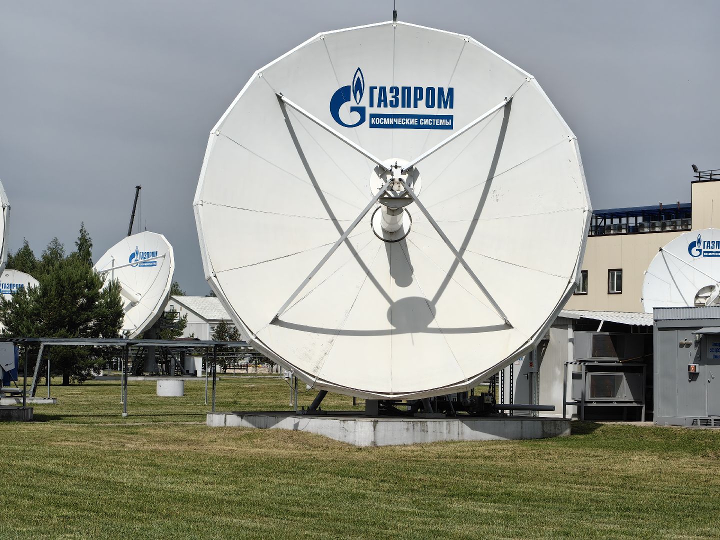 Связь, спутник, морской путь, экипаж, интернет