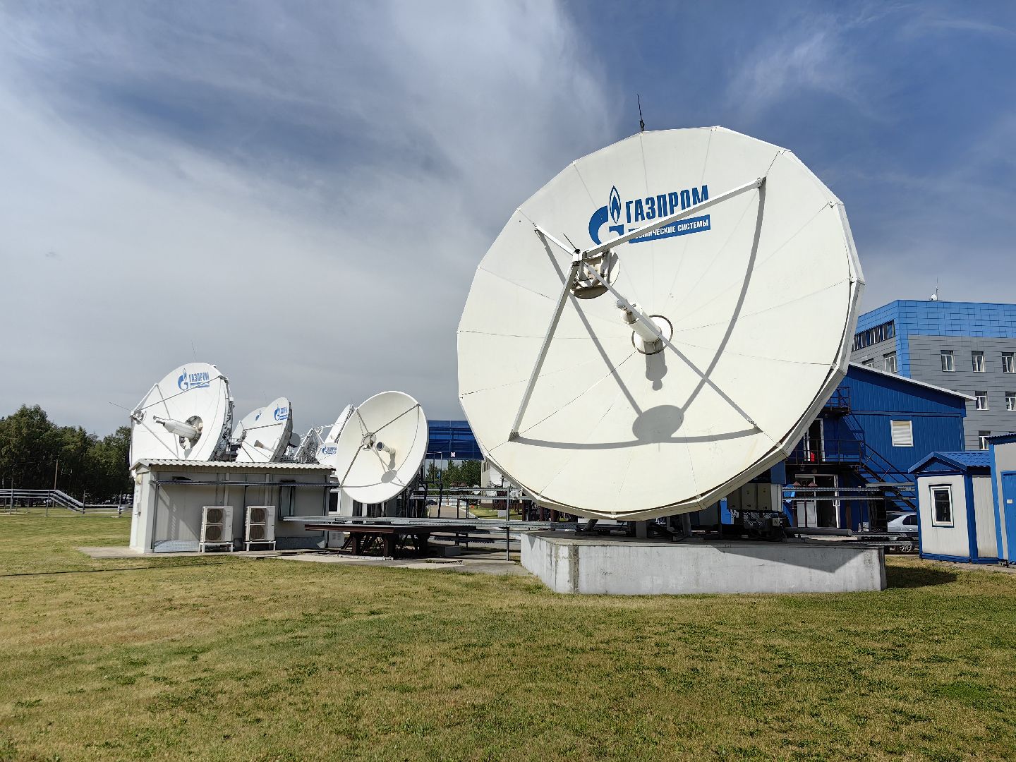 Связь, спутник, морской путь, экипаж, интернет