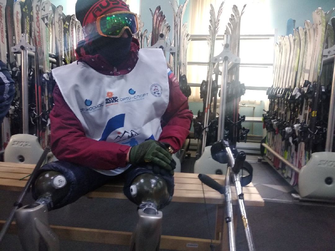 Дмитров, Шуколово, Клуб Леонида Тягачева, Горнолыжная школа