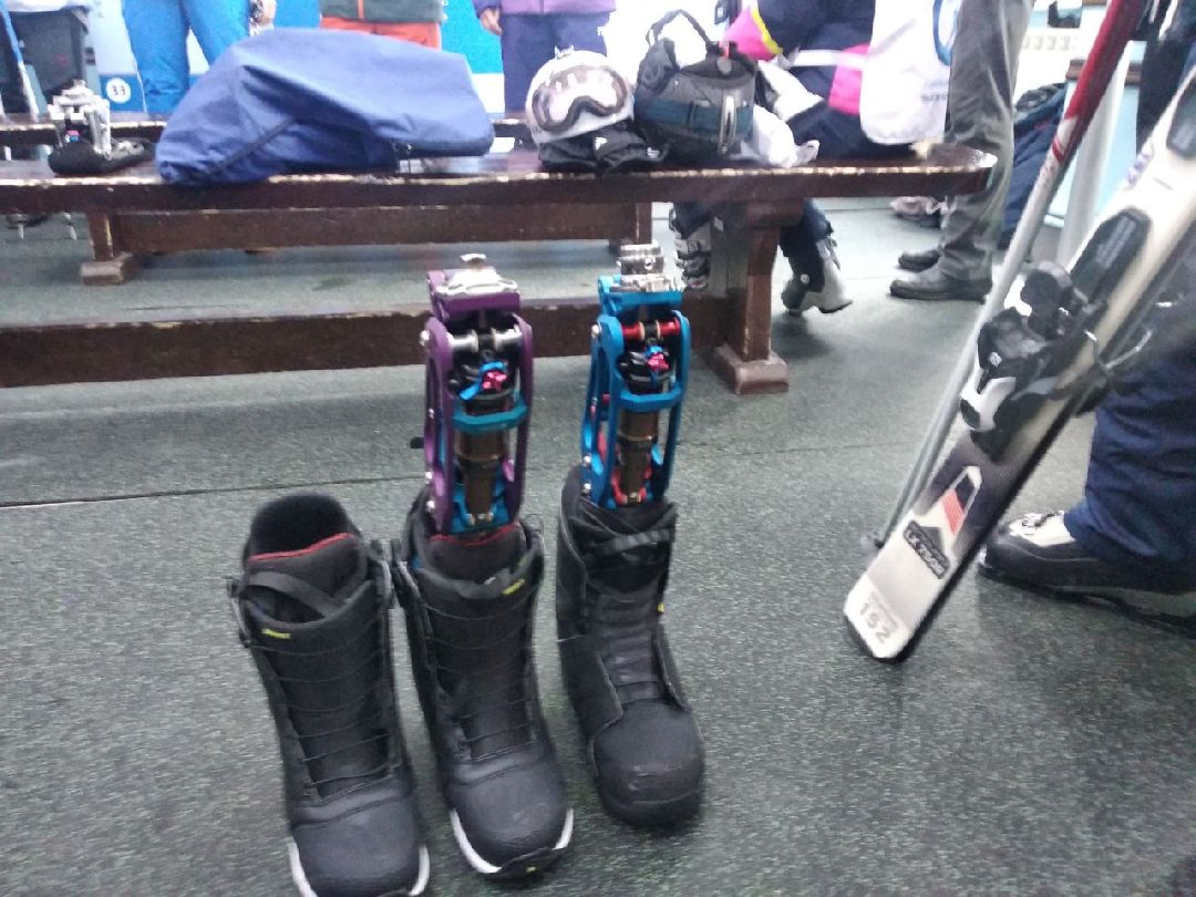 Дмитров, Шуколово, Клуб Леонида Тягачева, Горнолыжная школа