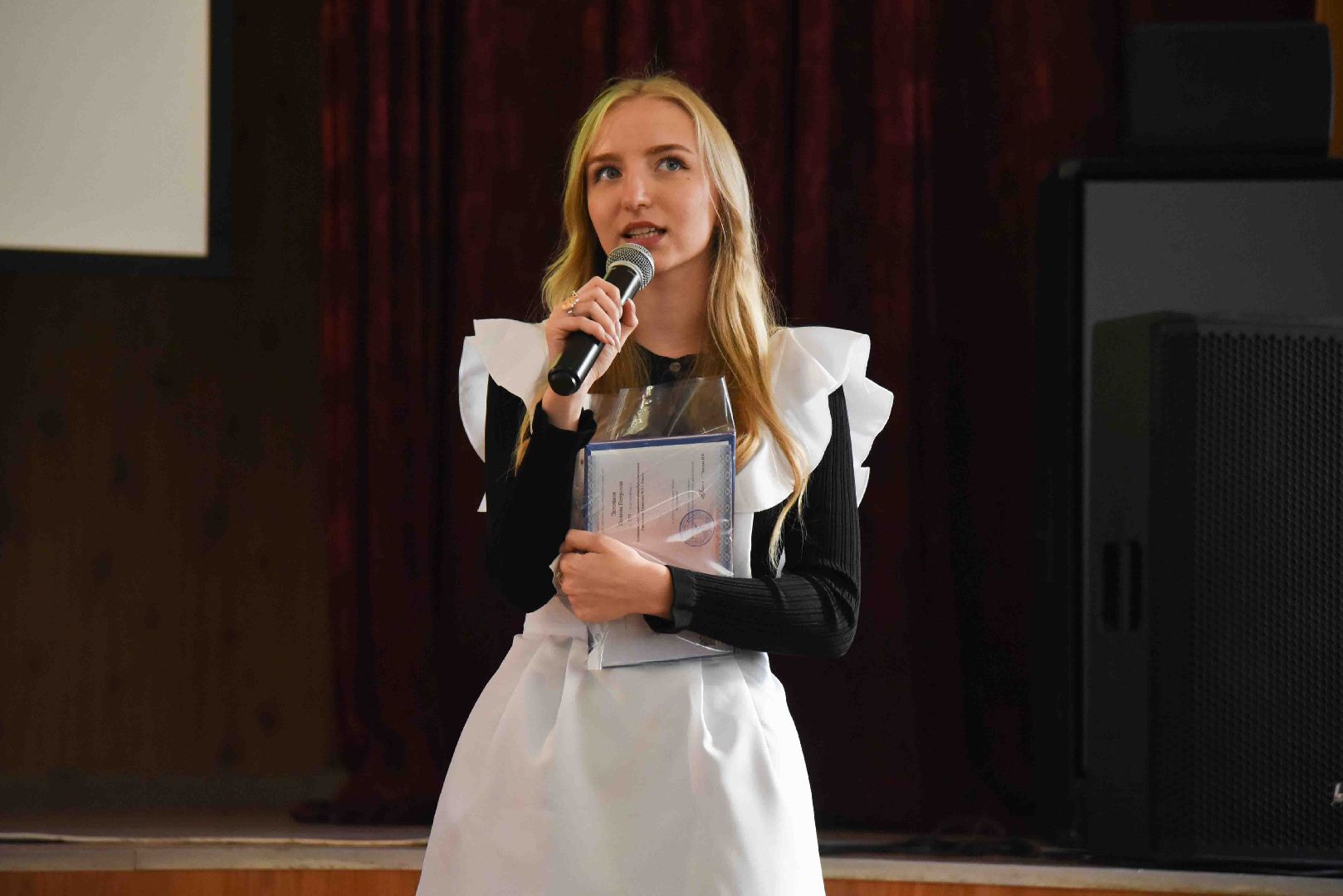 Химки, выпускной, аттестаты, праздник