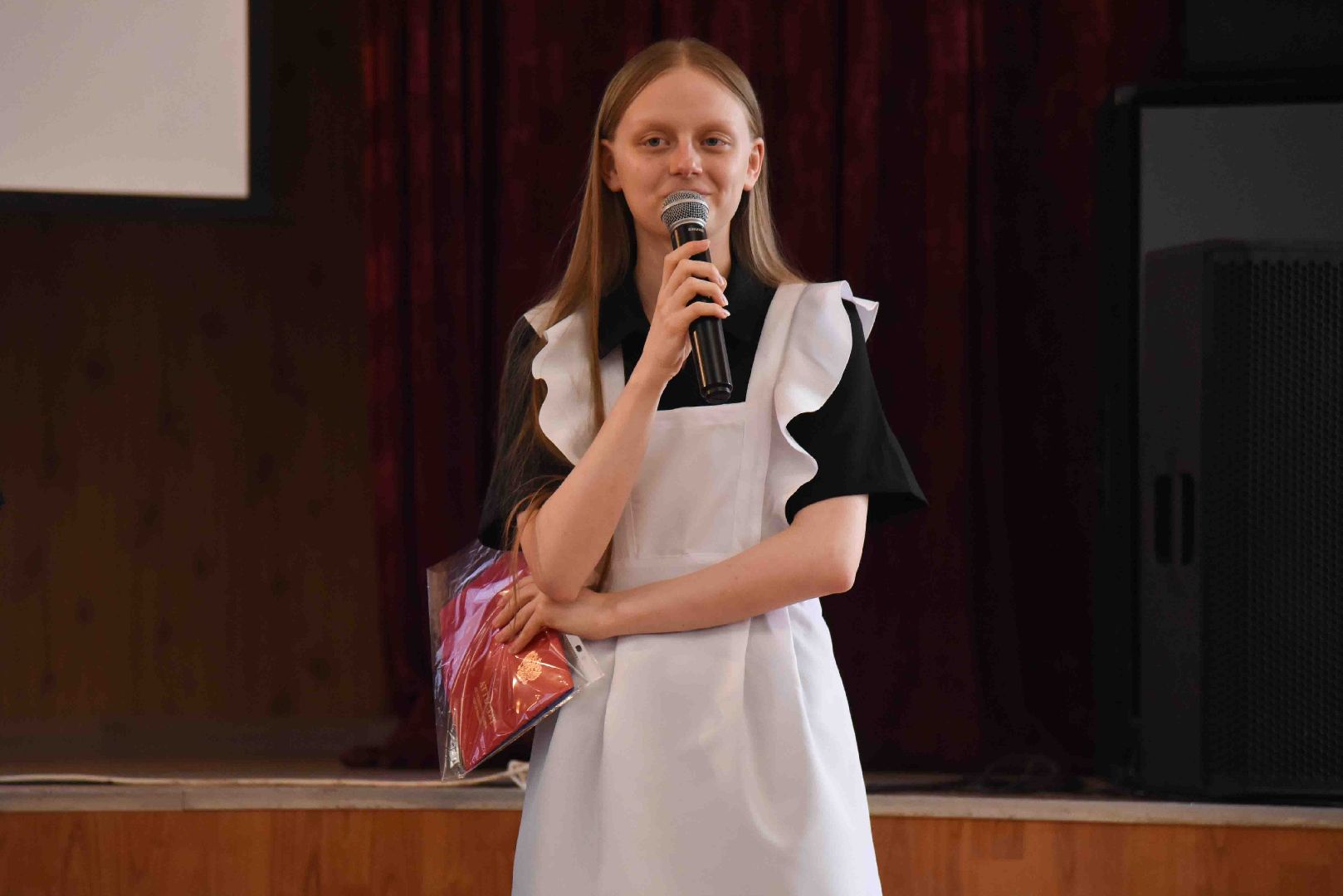 Химки, выпускной, аттестаты, праздник