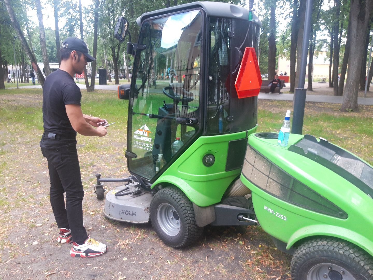 помощь людям, доброе дело, машина,