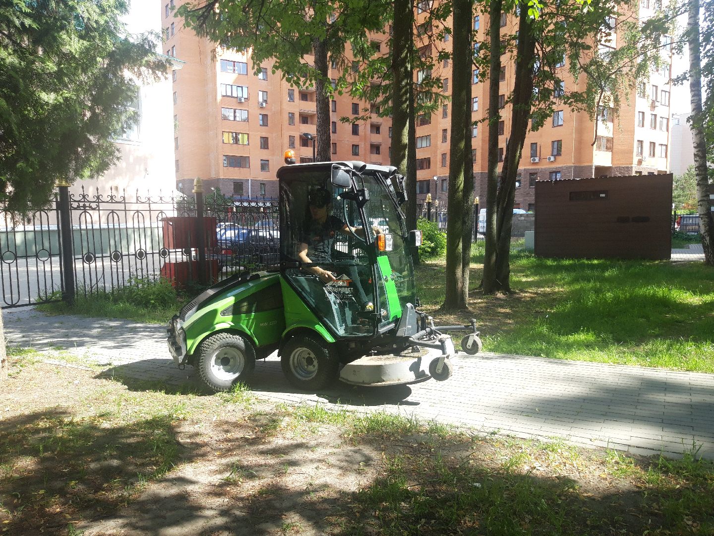 помощь людям, доброе дело, машина,